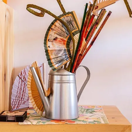 Blue...violet Apartment *