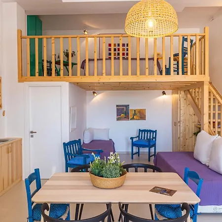 Blue...violet Apartment