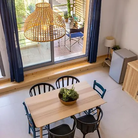 Blue...violet Apartment