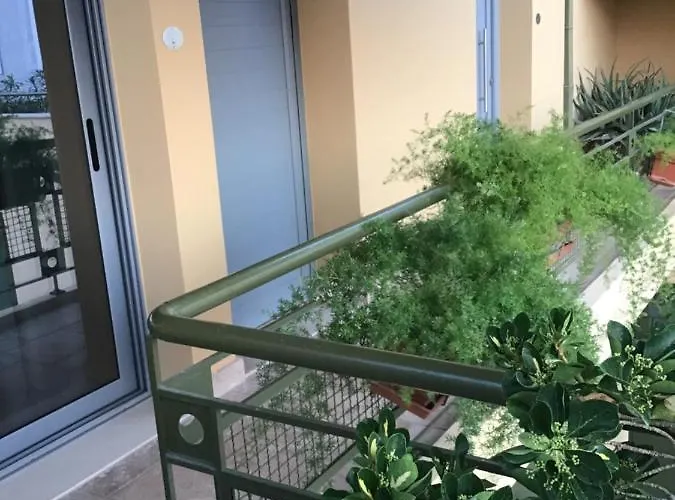 Blue...violet Апартаменты *